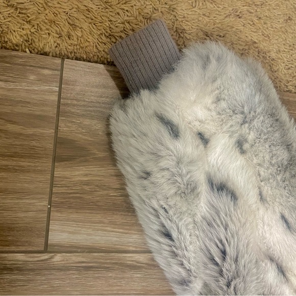 Donnybrook Faux Snow Leopard Fur Coat - Picture 5 of 5